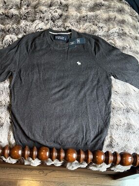 Abercrombie & Fitch Charcoal Gray Crewneck Sweater with Embroidered Moose